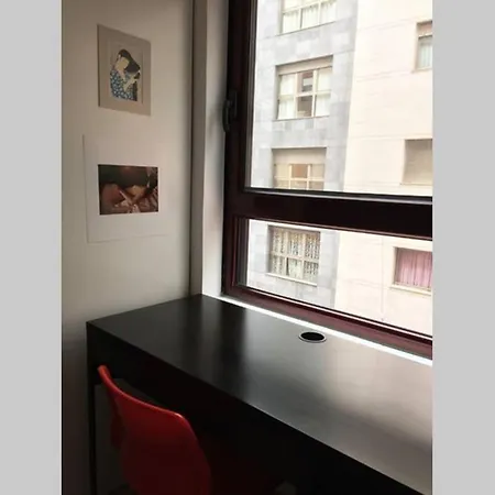 Spacious Centrally Located Apartament Lägenhet